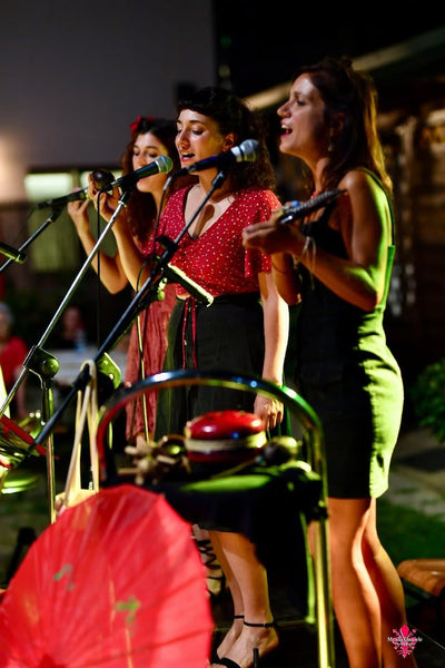 DÉ SODA SISTERS - Si va avanti . CD