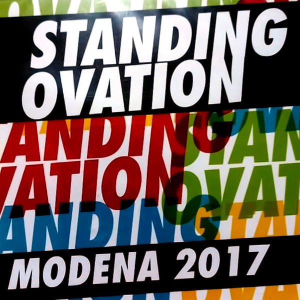 VARIOUS - Standing Ovation . CD